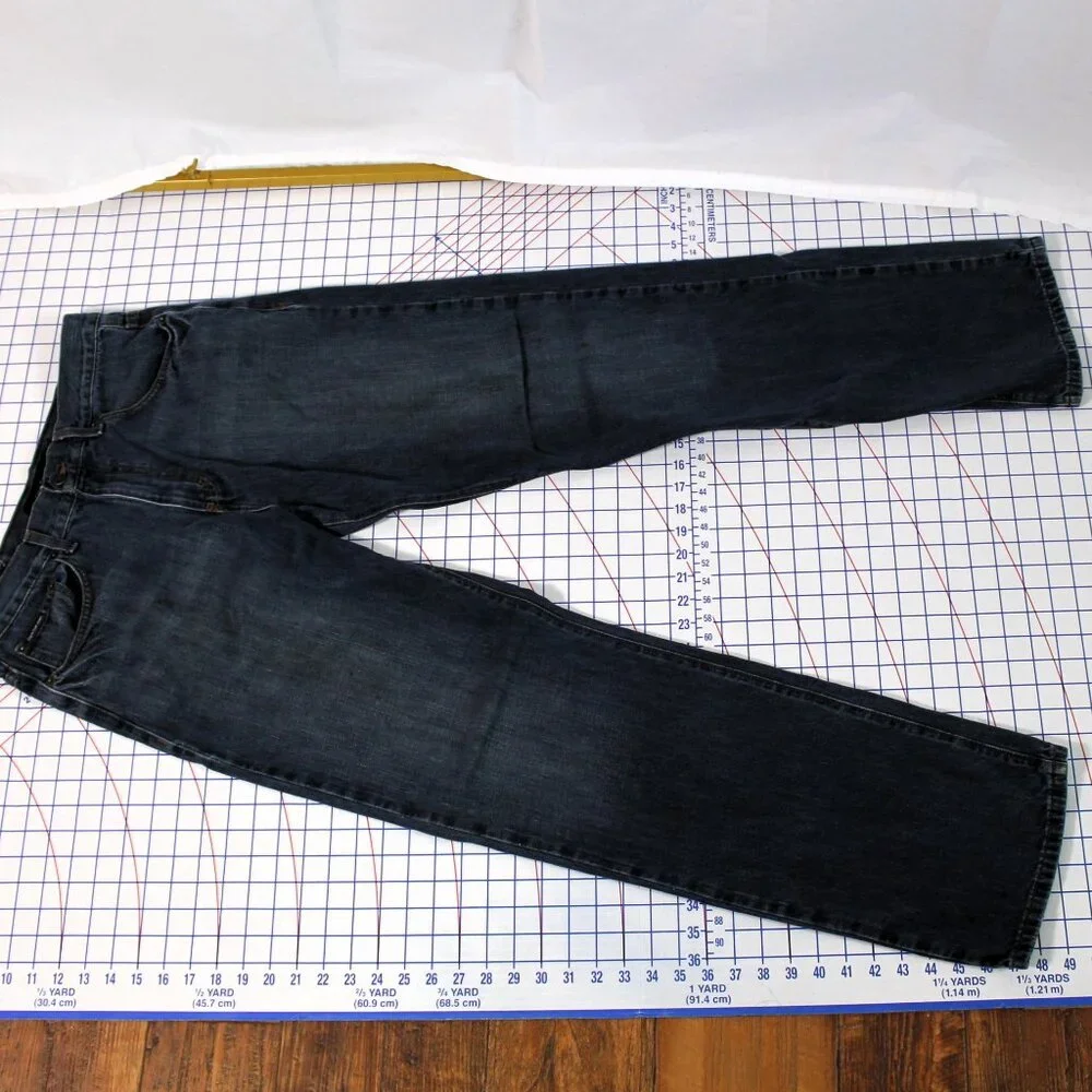 Calvin Klein Relaxed Straight Leg Men's Jeans, 34/33